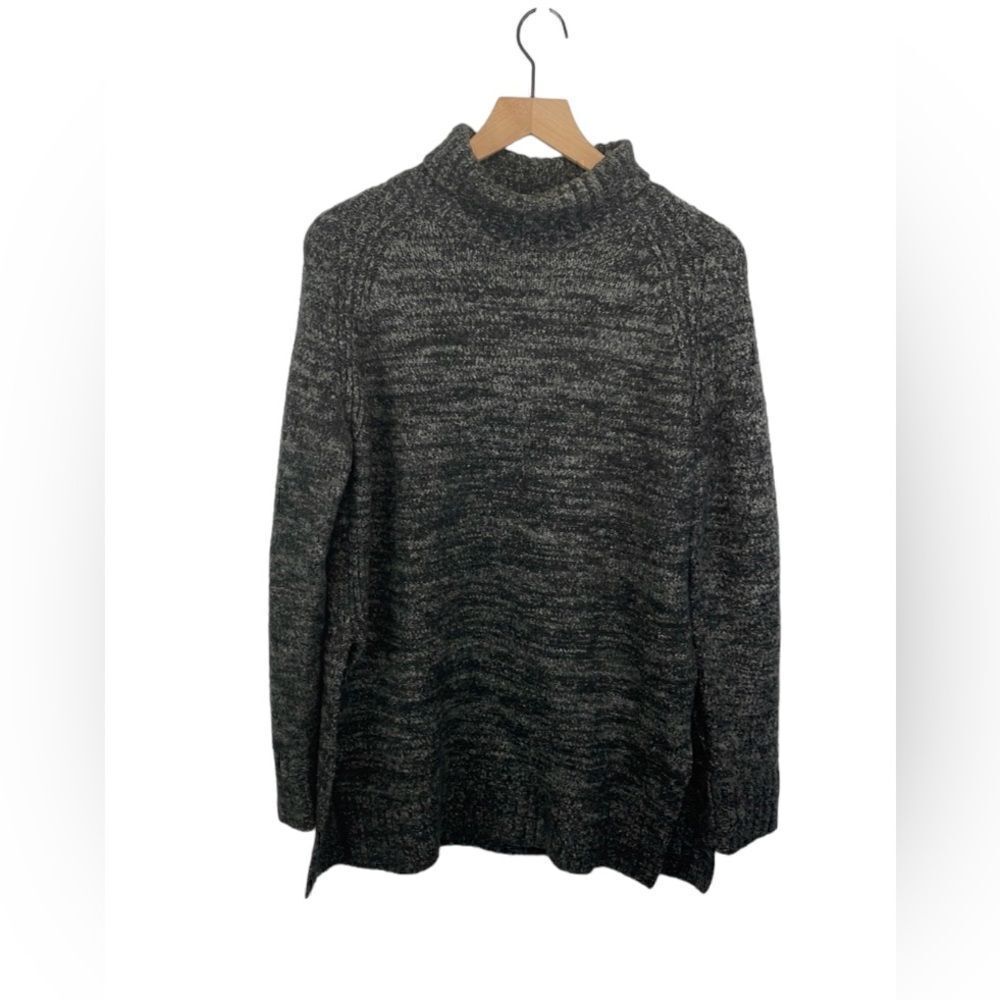 Zara Knit Turtleneck Sweater size Medium